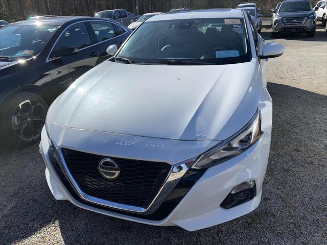 used 2019 Nissan Altima car, priced at $16,999