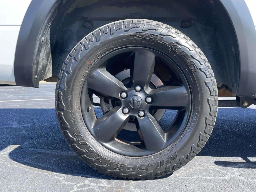 used 2019 Ram 1500 Classic car, priced at $28,796