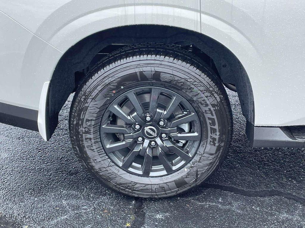 new 2025 Nissan Armada car, priced at $60,072