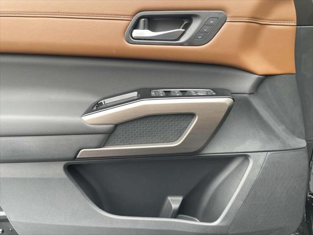 new 2025 Nissan Pathfinder car, priced at $47,407