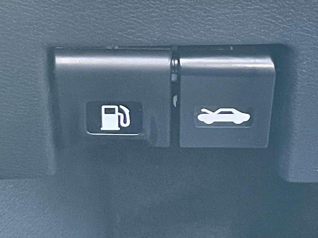 new 2025 Nissan Versa car, priced at $22,200