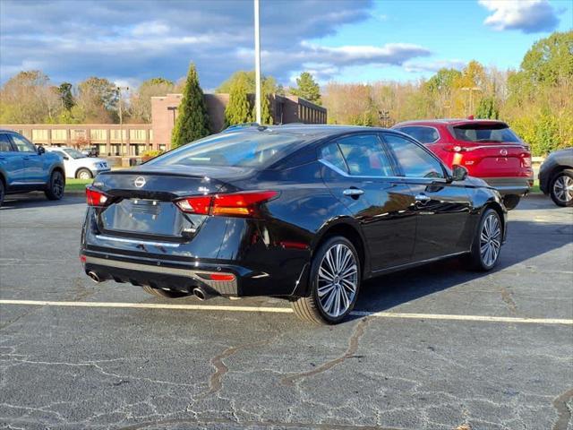 used 2023 Nissan Altima car, priced at $27,988