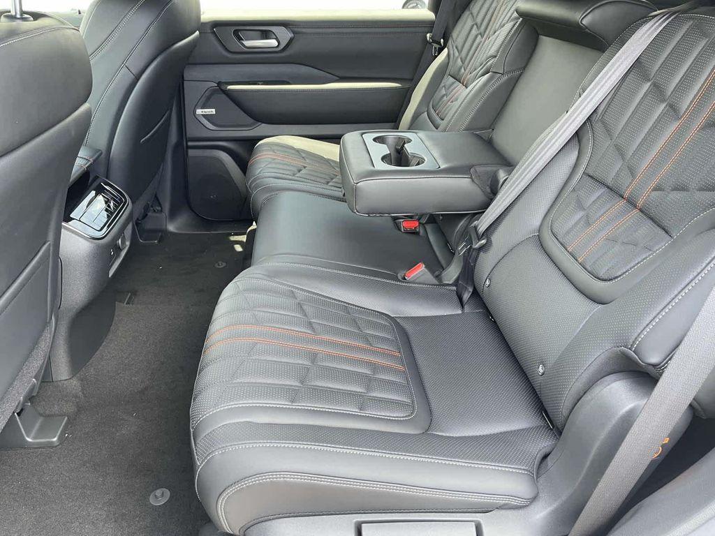 new 2025 Nissan Armada car, priced at $76,305