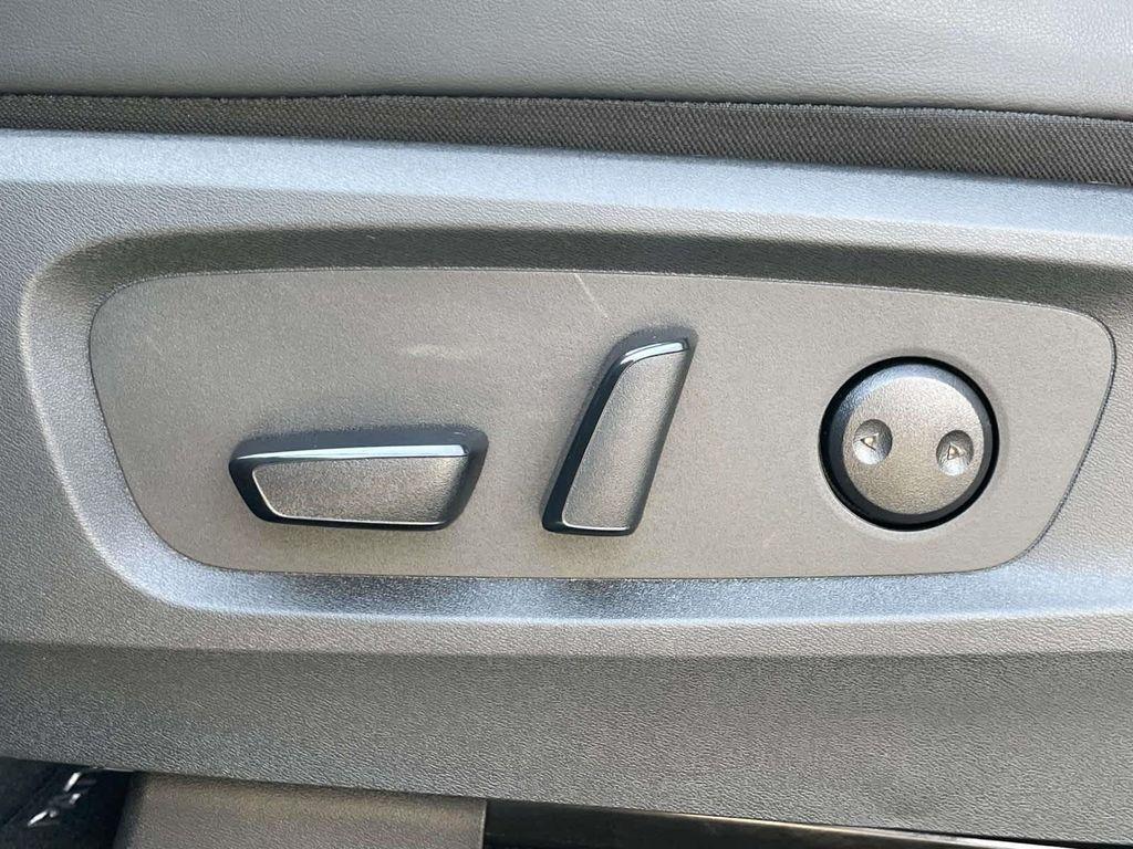 new 2025 Nissan Pathfinder car, priced at $45,299