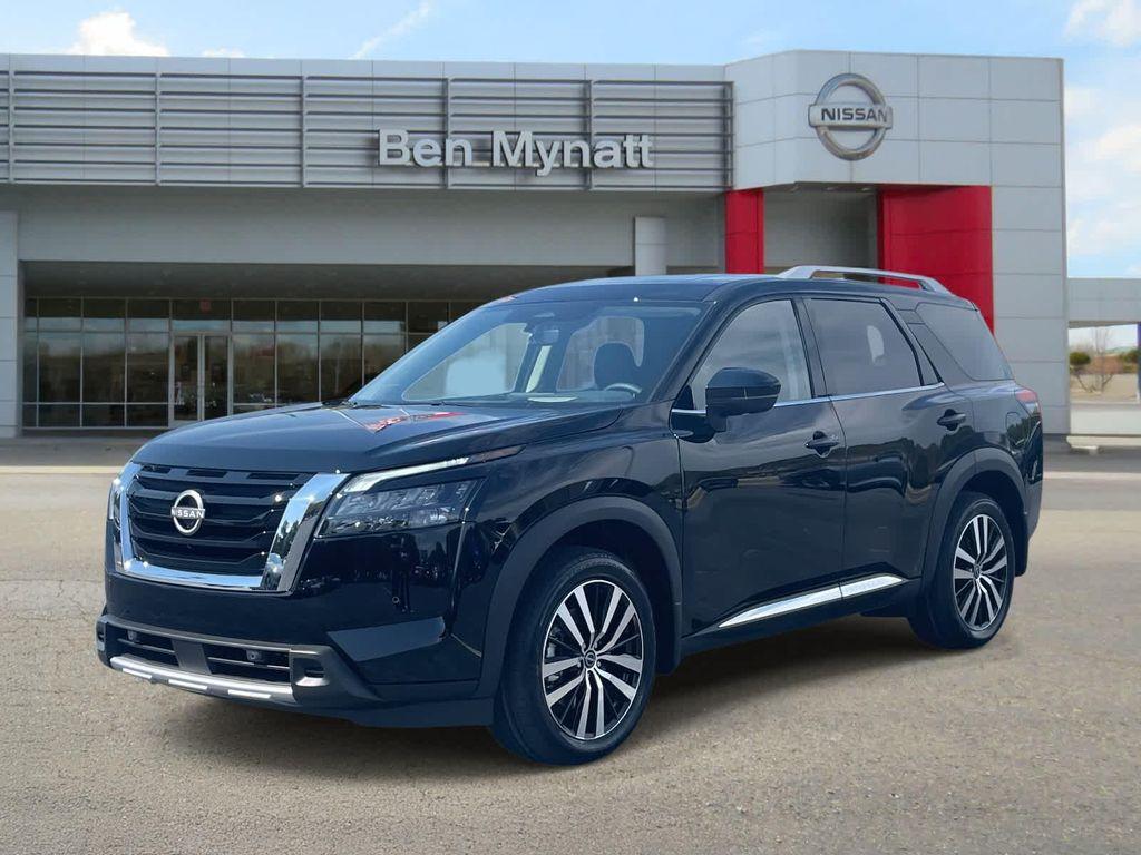 new 2025 Nissan Pathfinder car, priced at $45,299