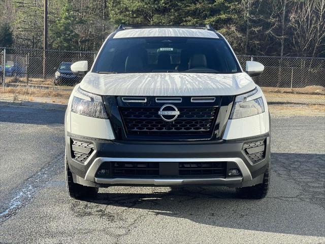 new 2025 Nissan Pathfinder car, priced at $44,590