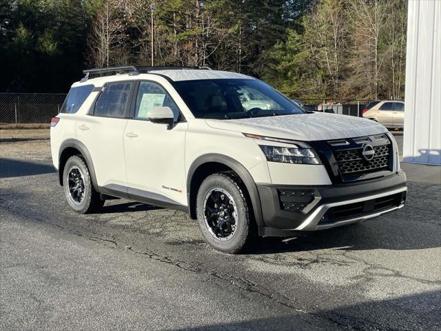 new 2025 Nissan Pathfinder car, priced at $44,590