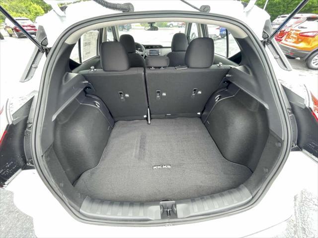 new 2025 Nissan Kicks car, priced at $23,850