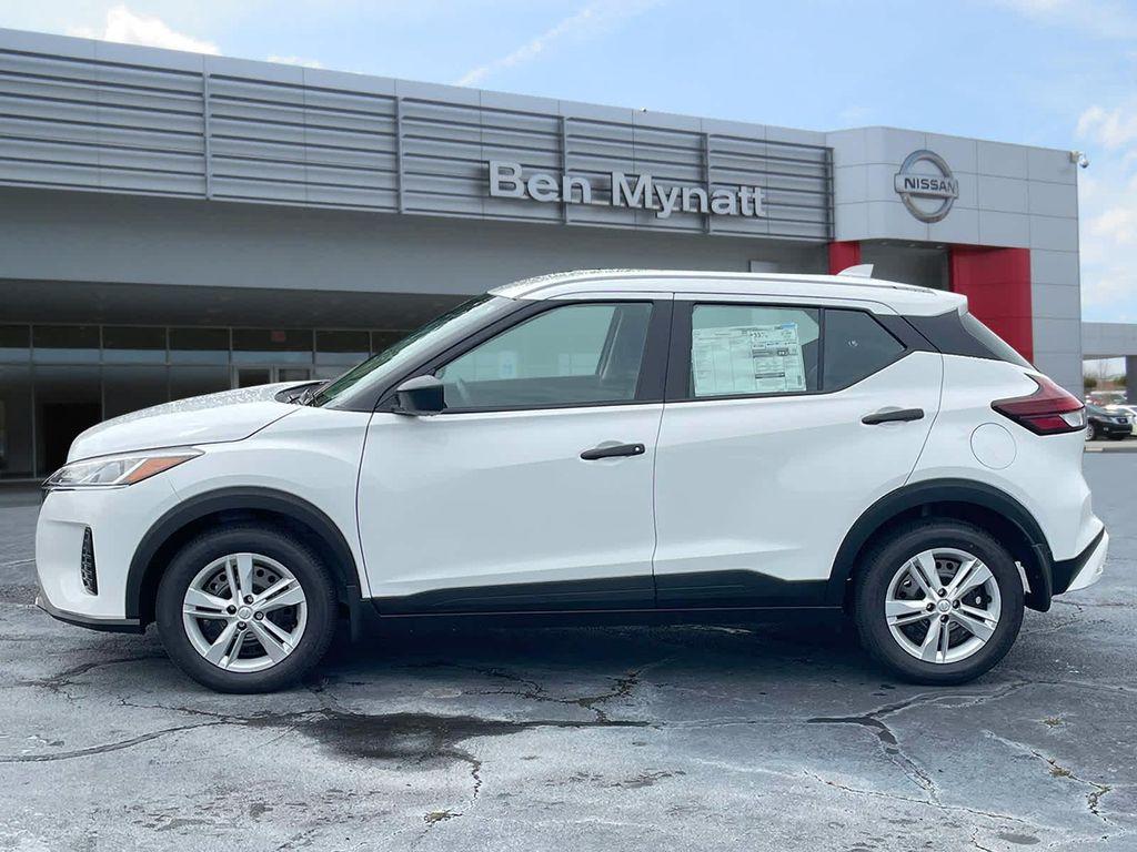new 2025 Nissan Kicks car, priced at $23,243