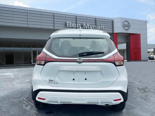 new 2025 Nissan Kicks car, priced at $23,850