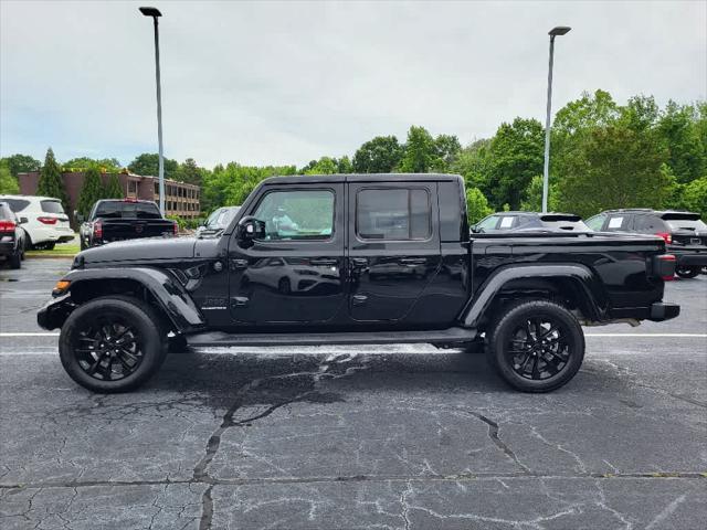 used 2023 Jeep Gladiator car, priced at $40,876