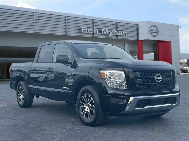 used 2024 Nissan Titan car, priced at $36,997