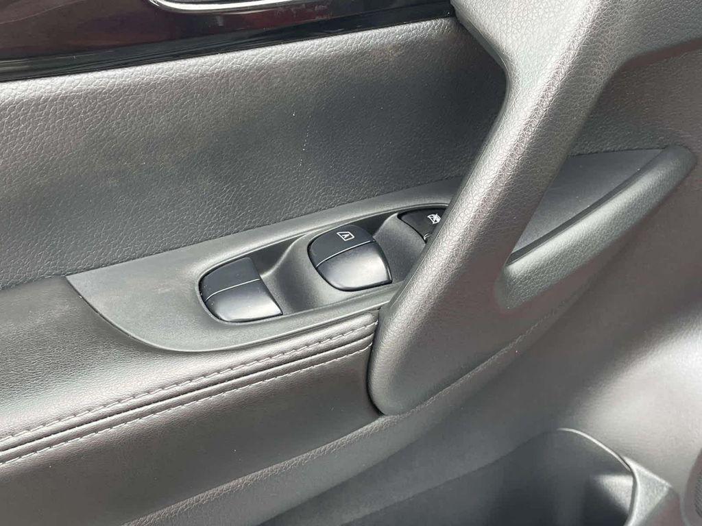 used 2022 Nissan Rogue Sport car, priced at $23,997