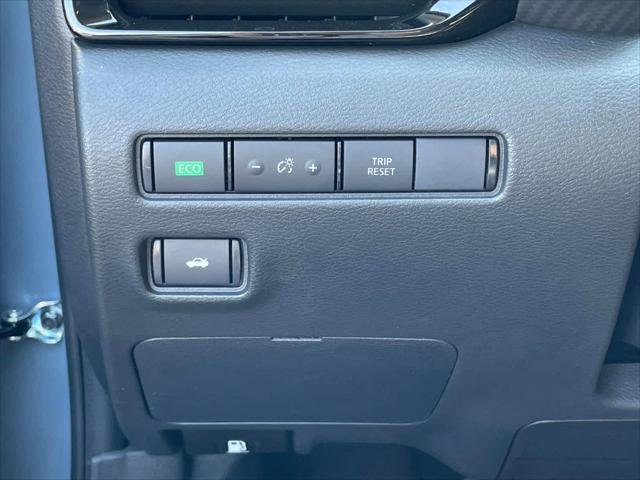 new 2025 Nissan Sentra car, priced at $24,704