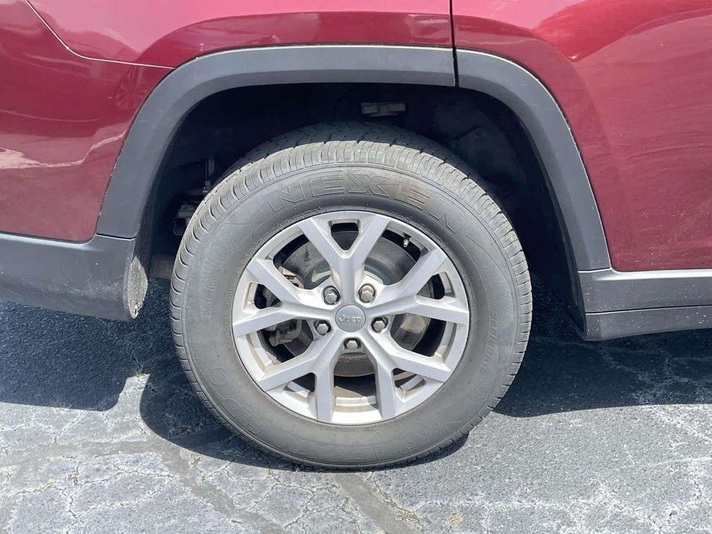 used 2021 Jeep Grand Cherokee L car, priced at $28,943