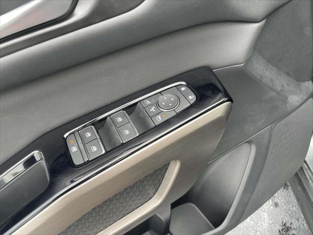 new 2025 Nissan Pathfinder car, priced at $46,920