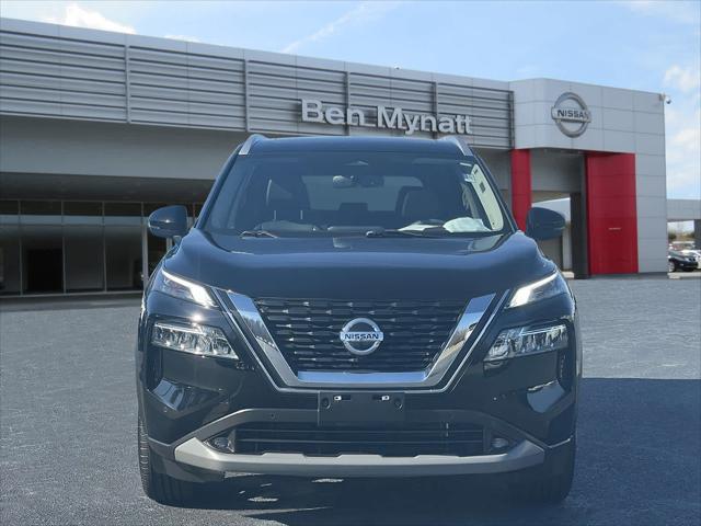 used 2021 Nissan Rogue car, priced at $26,429