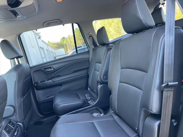 used 2022 Honda Pilot car, priced at $36,897