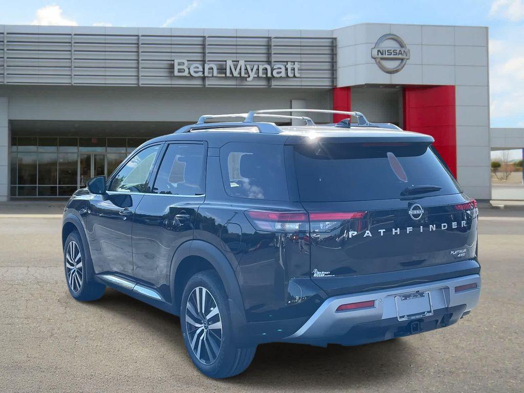 new 2025 Nissan Pathfinder car, priced at $45,662