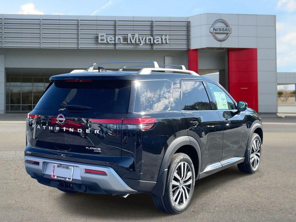 new 2025 Nissan Pathfinder car, priced at $45,662