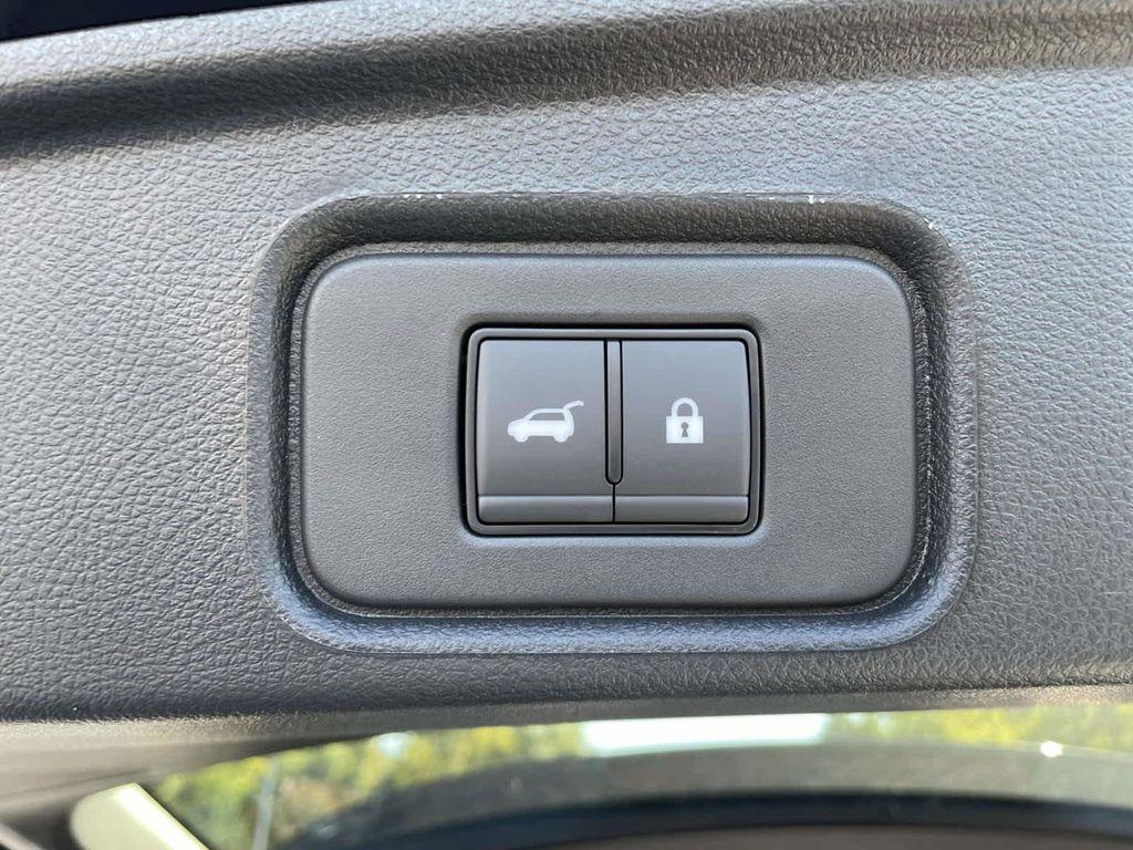 new 2025 Nissan Pathfinder car, priced at $45,662