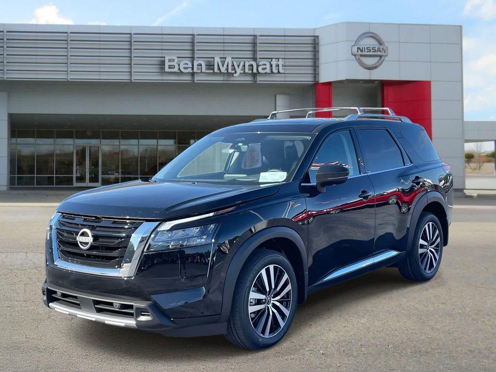 new 2025 Nissan Pathfinder car, priced at $45,662