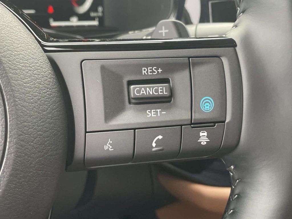 new 2025 Nissan Pathfinder car, priced at $46,553