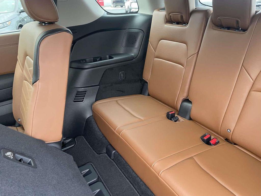 new 2025 Nissan Pathfinder car, priced at $46,553