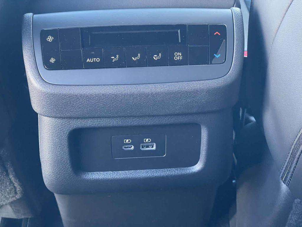 new 2025 Nissan Pathfinder car, priced at $43,640