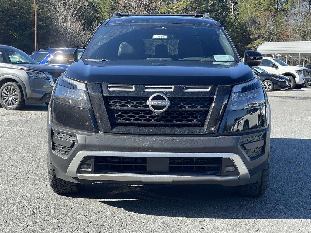 new 2025 Nissan Pathfinder car, priced at $43,640