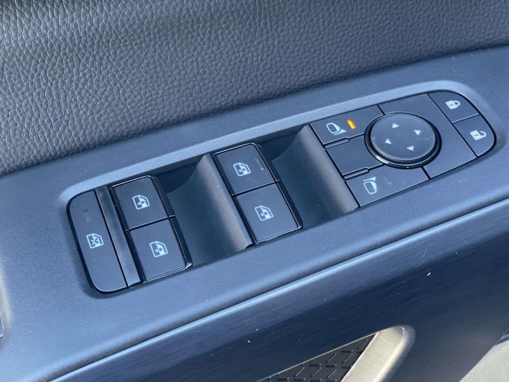 new 2025 Nissan Pathfinder car, priced at $43,640