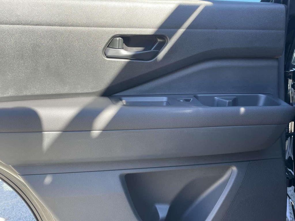new 2025 Nissan Pathfinder car, priced at $43,640