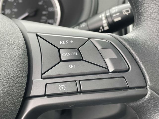 new 2025 Nissan Kicks car, priced at $23,760