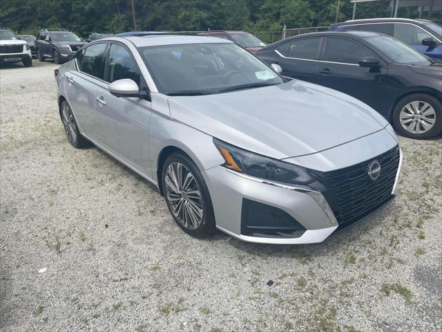 used 2024 Nissan Altima car, priced at $27,999