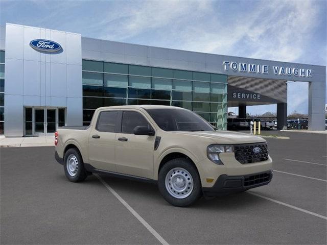 new 2025 Ford Maverick car, priced at $27,376