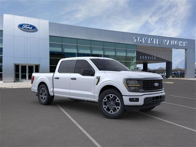 new 2025 Ford F-150 car, priced at $43,823