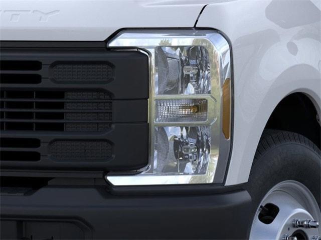 new 2025 Ford F-350 car, priced at $63,590