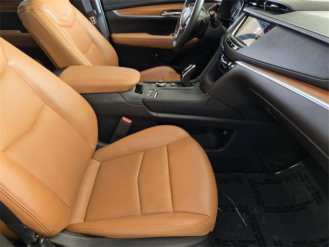 used 2021 Cadillac XT5 car, priced at $23,605