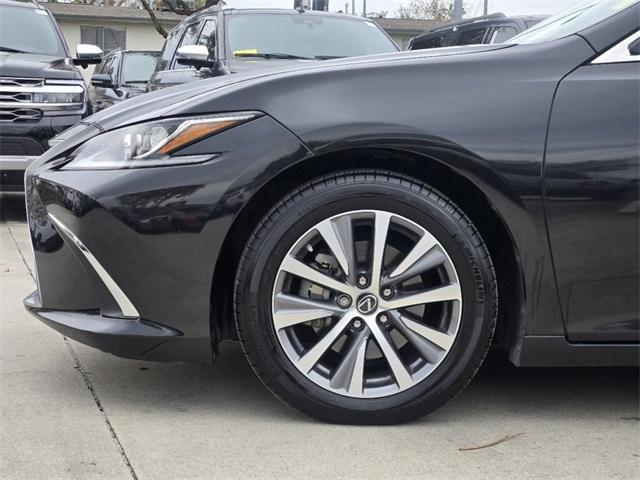 used 2020 Lexus ES 350 car, priced at $32,753