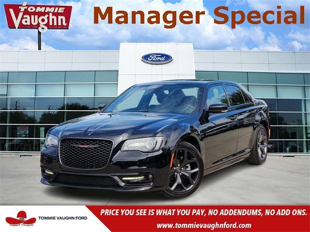 used 2022 Chrysler 300 car, priced at $28,998