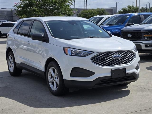 used 2024 Ford Edge car, priced at $27,998