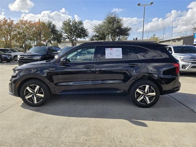 used 2021 Kia Sorento car, priced at $25,305