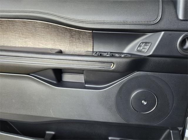 used 2019 Ford Expedition car, priced at $31,506