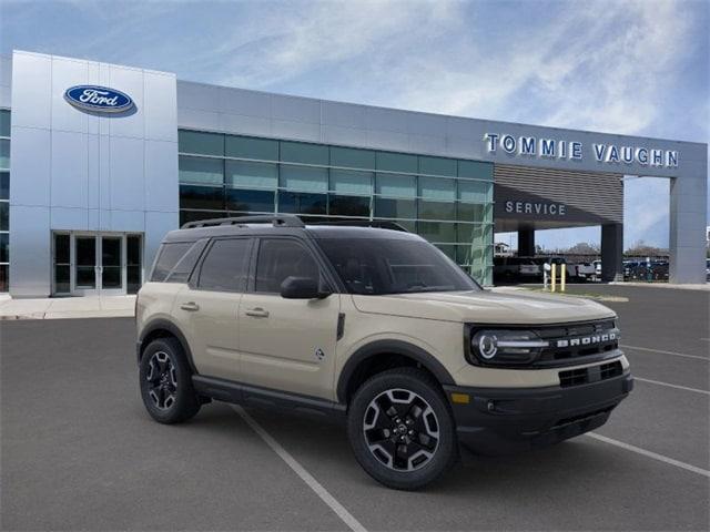 new 2024 Ford Bronco Sport car, priced at $36,998