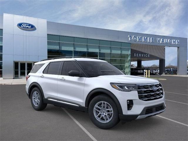 new 2025 Ford Explorer car, priced at $41,621