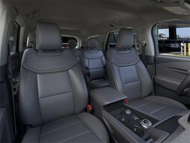 new 2025 Ford Explorer car, priced at $41,621