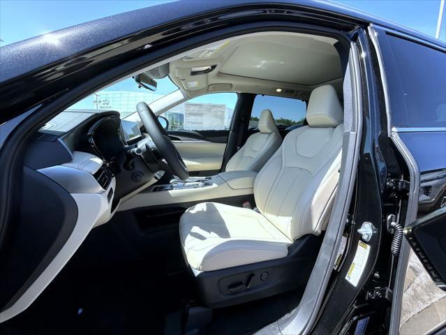 new 2025 INFINITI QX60 car, priced at $62,580