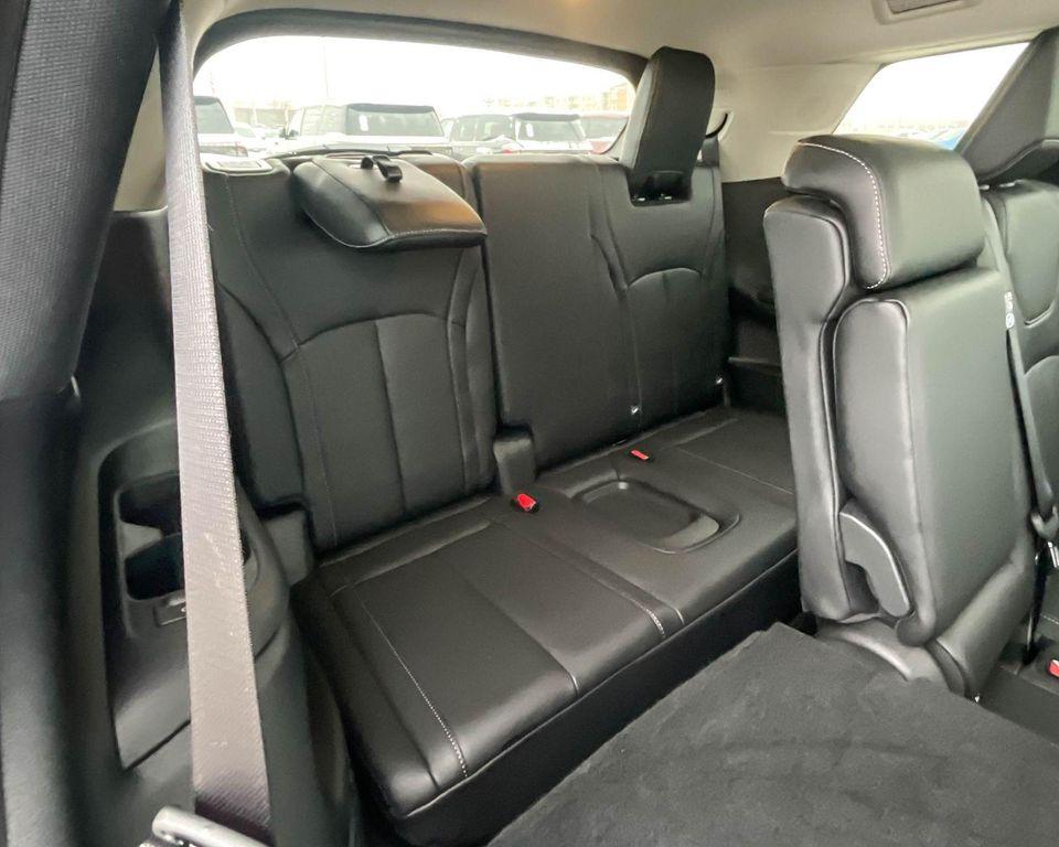 used 2025 INFINITI QX60 car, priced at $47,999