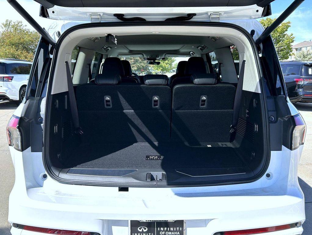 new 2026 INFINITI QX80 car, priced at $91,099