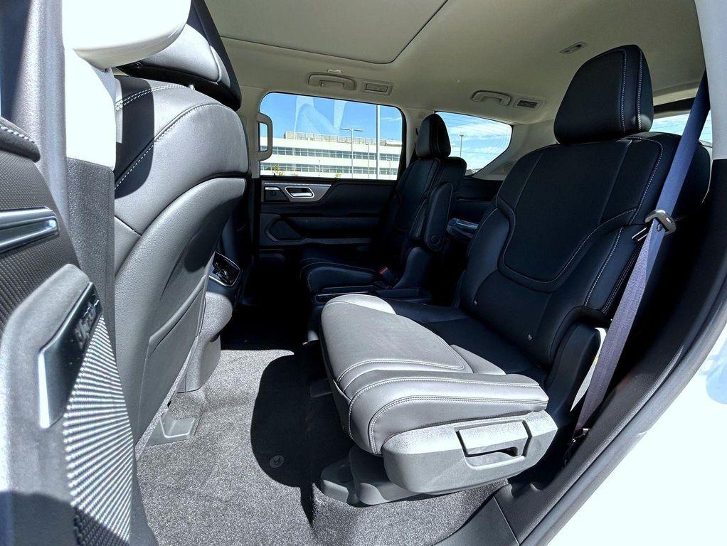 new 2026 INFINITI QX80 car, priced at $91,099